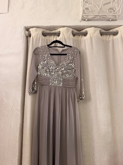 Vestido gris