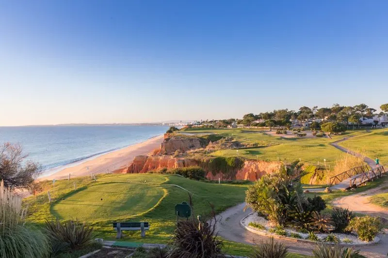 Vale do Lobo Royal