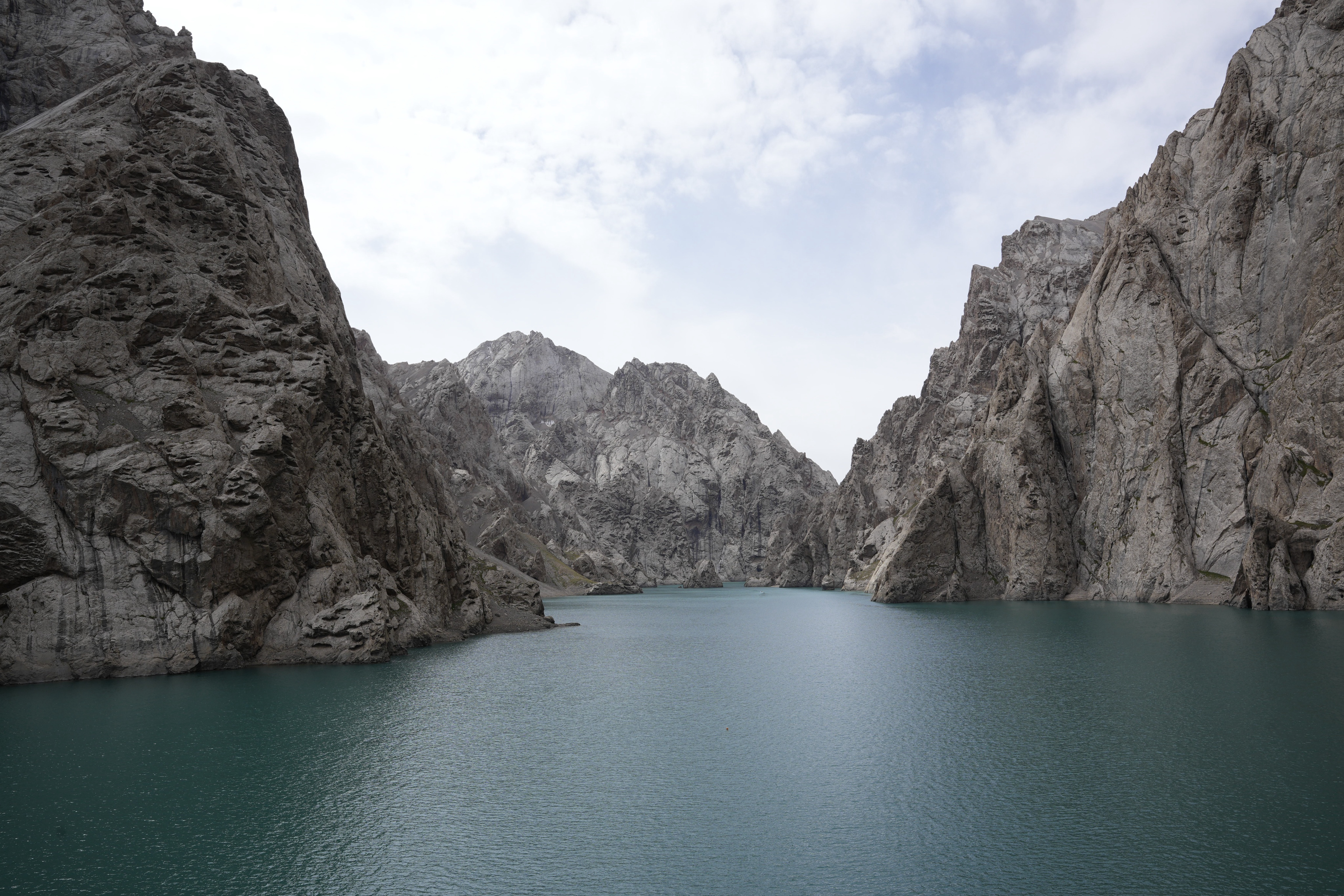 Kel-Suu Lake