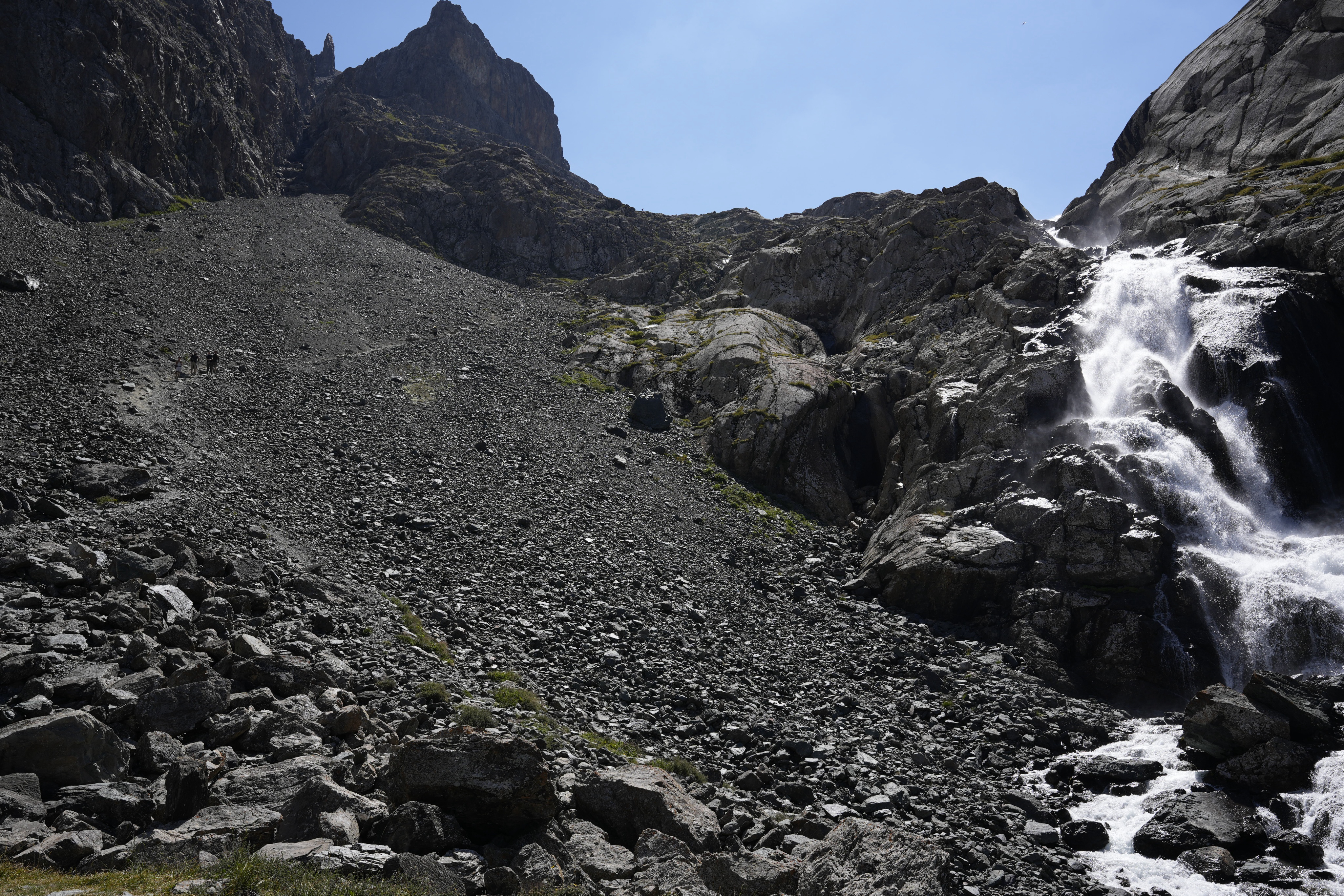 Cascadas spots en Kyrgyzstan