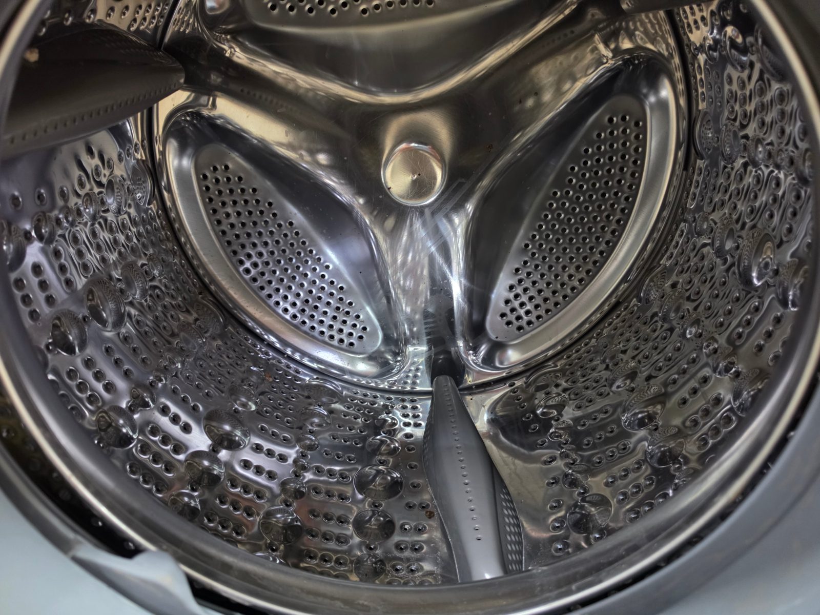 LG Drect Drıve 8kg WF1296TDP3 Çamaşır Makinesi Kazanı 2.el — görsel 3