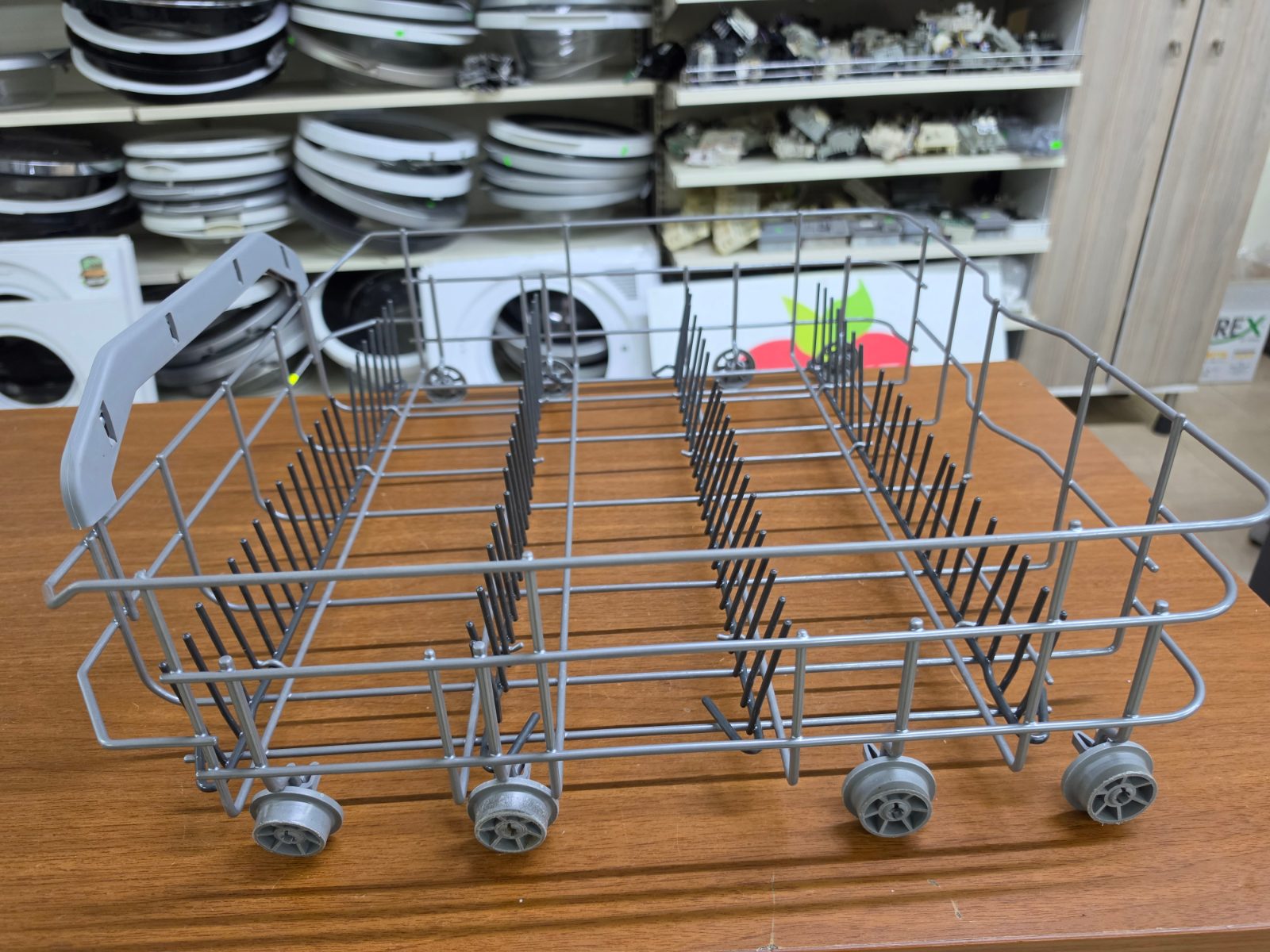 Hotpoint Arıston Bulaşık Makinesi Alt Sepeti Orijinal Yedek Parça — görsel 2