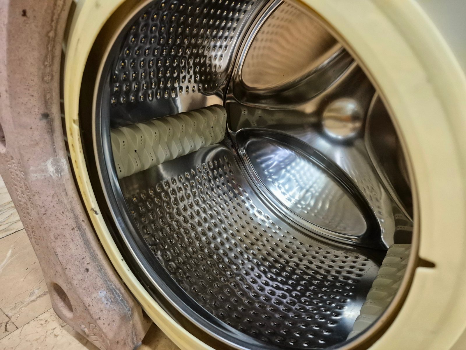 Hotpoint Ariston FCPR 10430 Çamaşır Makinesi Dış Kazan + İç Tambur (Orijinal Komple Kazan — görsel 5