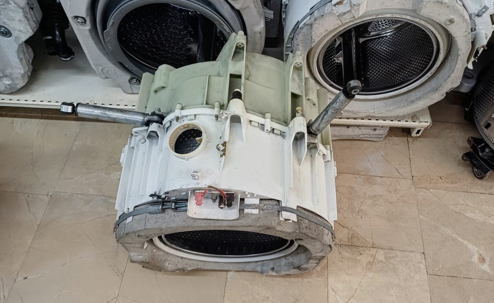 Siemens / Bosch WXL 1061TR/10 Orijinal Komple Çamaşır Makinesi Kazanı (Tambur Grubu) — görsel 2