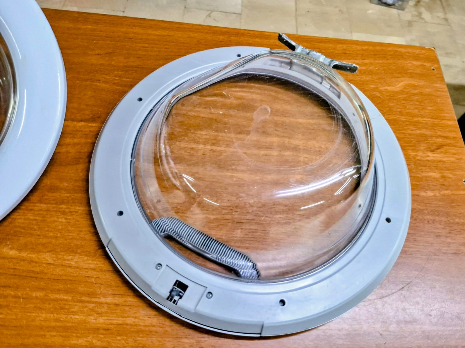 Hotpoint-Ariston FMF / FMG Serisi Çamaşır Makinesi Gri Ön Kapak Komple (Orijinal) - Özdur Yedek Parça — görsel 2