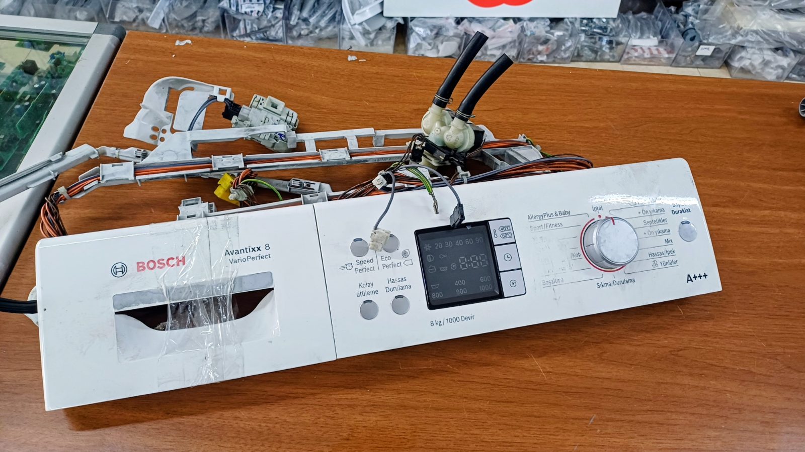 Bosch Avantixx 8 Çamaşır Makinesi Ön Kontrol Paneli Kartı ve Tesisatı (WAQ20480TR) — görsel 2