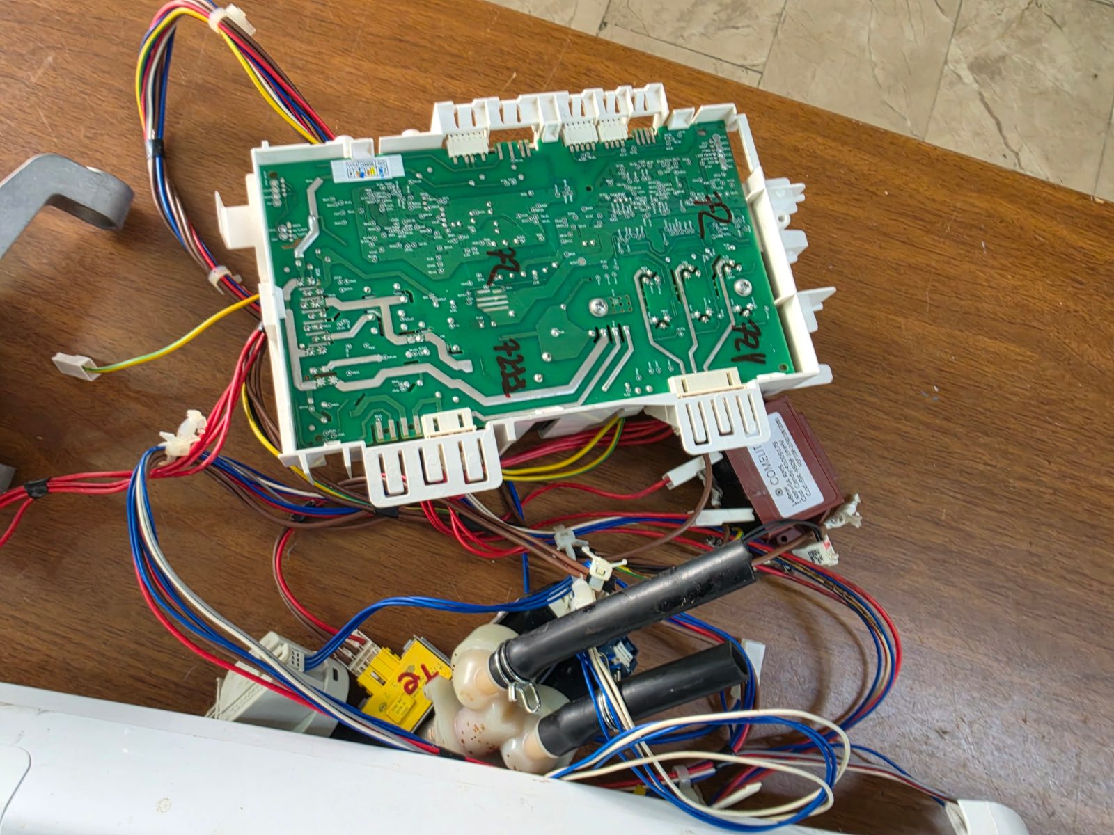 Hoover Dynamic Next 10 kg 1500 Devir Ön Panel + Anakart + Motor + Tesisat Seti — görsel 13