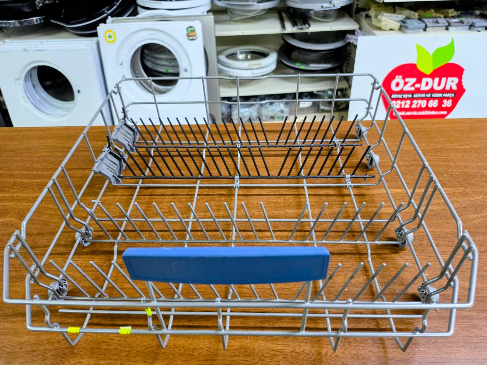 Bosch SMS58M88TR/43 Bulaşık Makinesi Alt Sepeti (Orijinal / Katlanır Telli