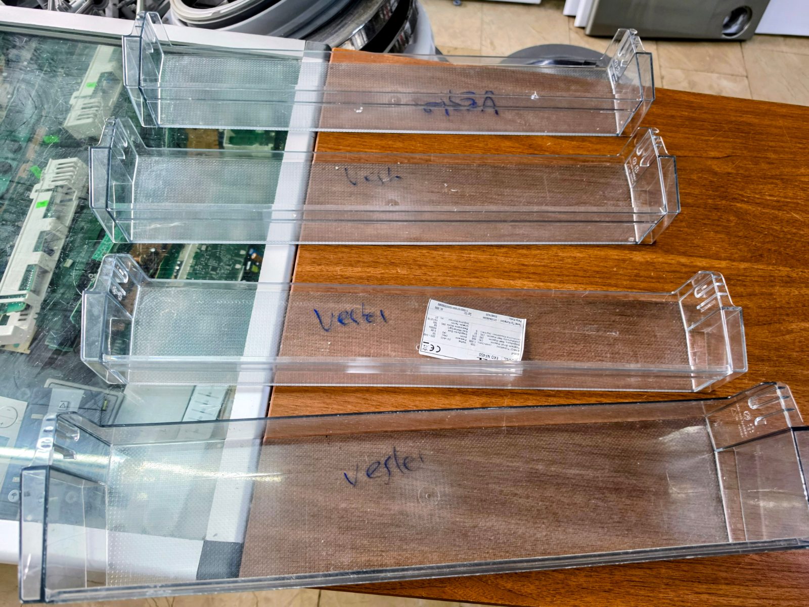 Vestel EKO NF450 Uyumlu Orijinal Buzdolabı Kapı Şişe Rafı Seti — görsel 3