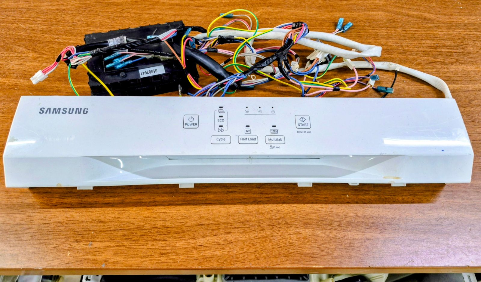 Samsung DW60H3010FW/TR Orjinal Ön Panel Tuş Grubu ve Kablo Demeti