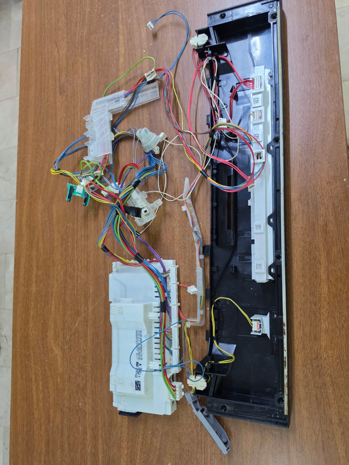 Bosch SMV68D00TR Beyin Kartı, Ön Tuş Takımı ve Kablo Tesisatı Seti — görsel 8