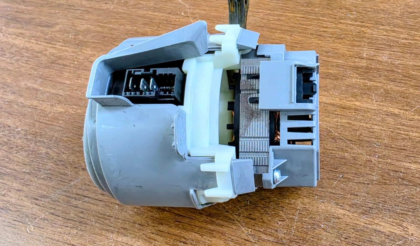 Bosch Siemens Profilo Bulaşık Makinesi Isıtma Pompası - 00651956 Orijinal Çıkma Motor — görsel 4