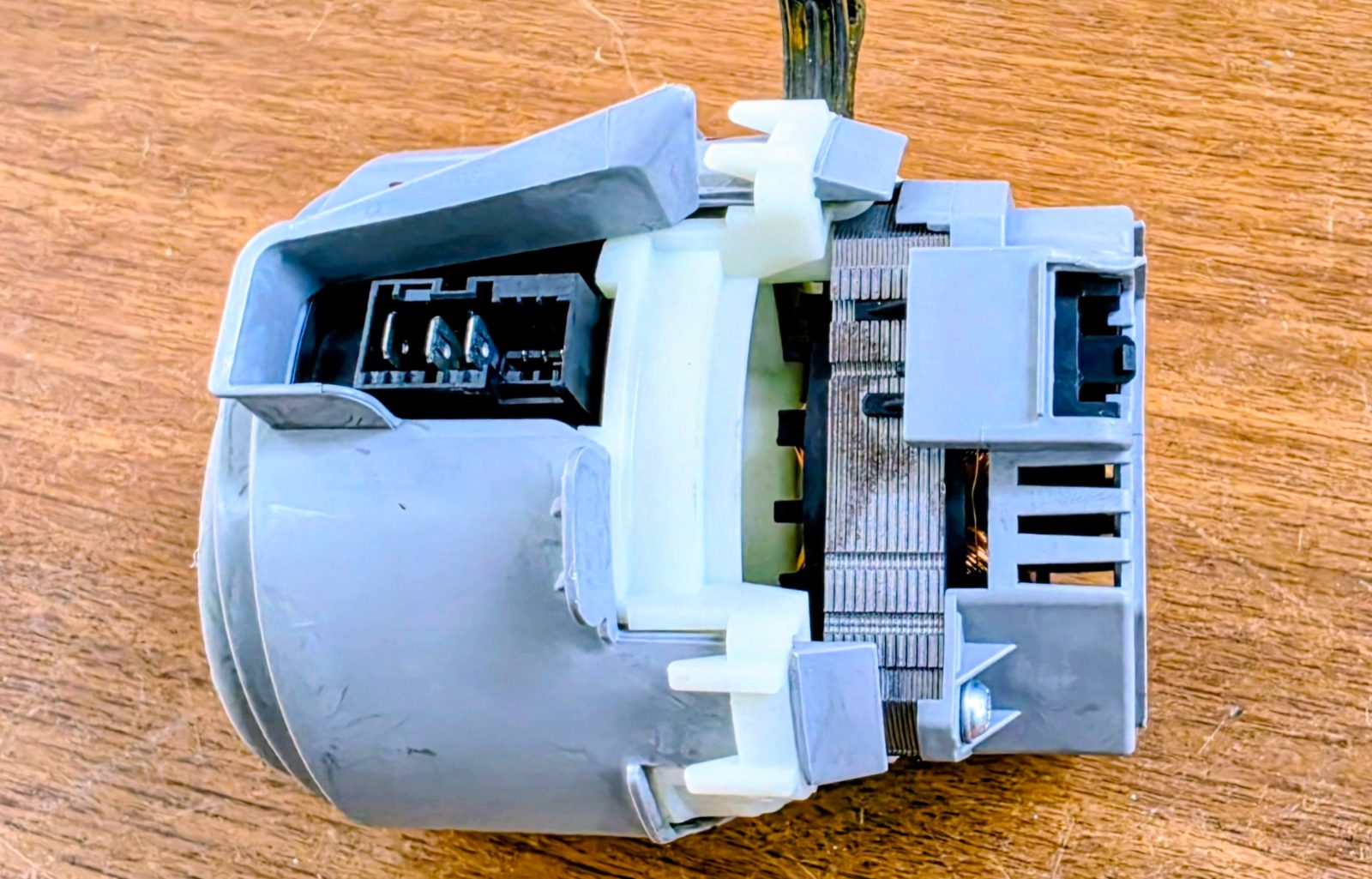 Bosch Siemens Profilo Bulaşık Makinesi Isıtma Pompası - 00651956 Orijinal Çıkma Motor — görsel 6