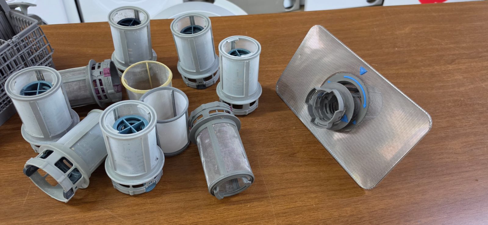 Bosch Siemens Arçelik Beko Uyumlu Bulaşık Makinesi Filtre Çeşitleri ​Bulaşık Makinesi İç Filtre, Süzgeç ve Kaşıklık Yedek Parçaları ​Her Marka Bulaşık Makinesi Filtre Grubu ve Temizleme Filtreleri — görsel 2
