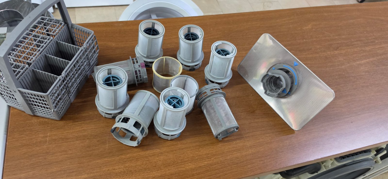Bosch Siemens Arçelik Beko Uyumlu Bulaşık Makinesi Filtre Çeşitleri ​Bulaşık Makinesi İç Filtre, Süzgeç ve Kaşıklık Yedek Parçaları ​Her Marka Bulaşık Makinesi Filtre Grubu ve Temizleme Filtreleri — görsel 6