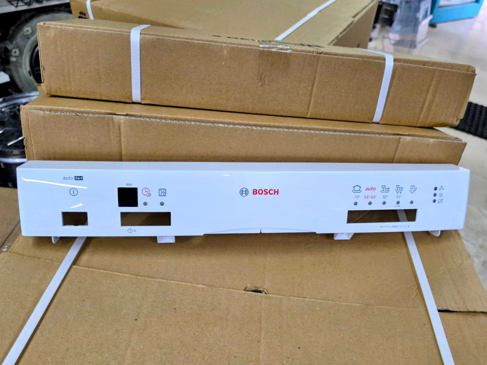 Bosch Bulaşık Makinesi Orijinal Ön Kontrol Paneli Plastiği (00665305 / 00987246)