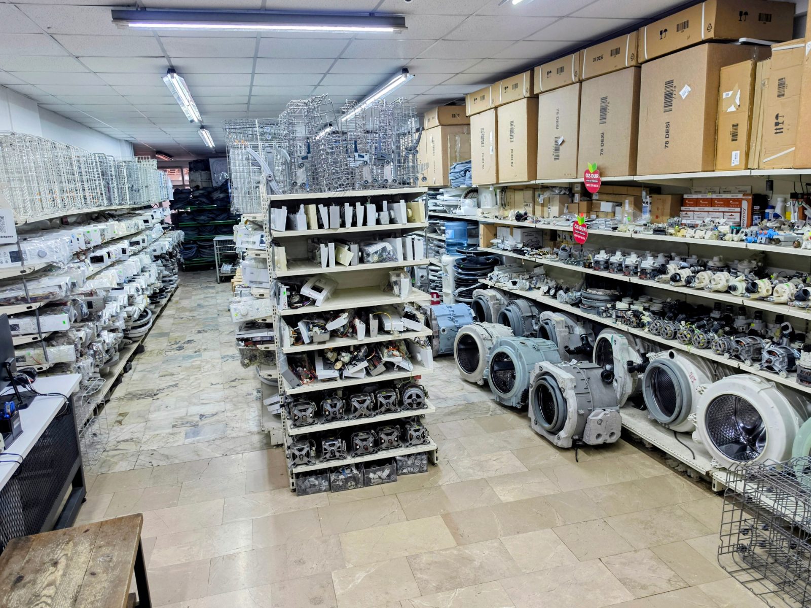 Arçelik 8104 HT Çamaşır Makinesi Ön Panel, Elektronik Kart ve Ventilleri (Orijinal) — görsel 3