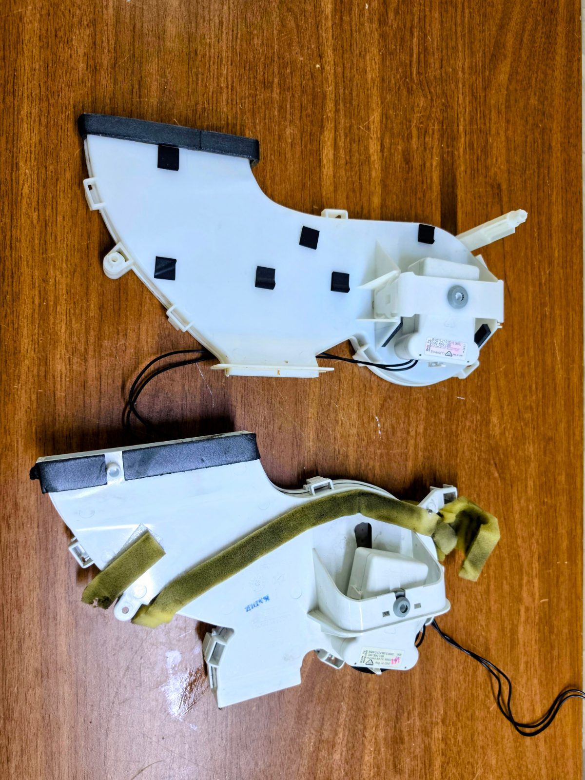 Bosch Siemens Orijinal Çıkma Buzdolabı Evaporatör Fan Motorı (Mavi Soketli) — görsel 3