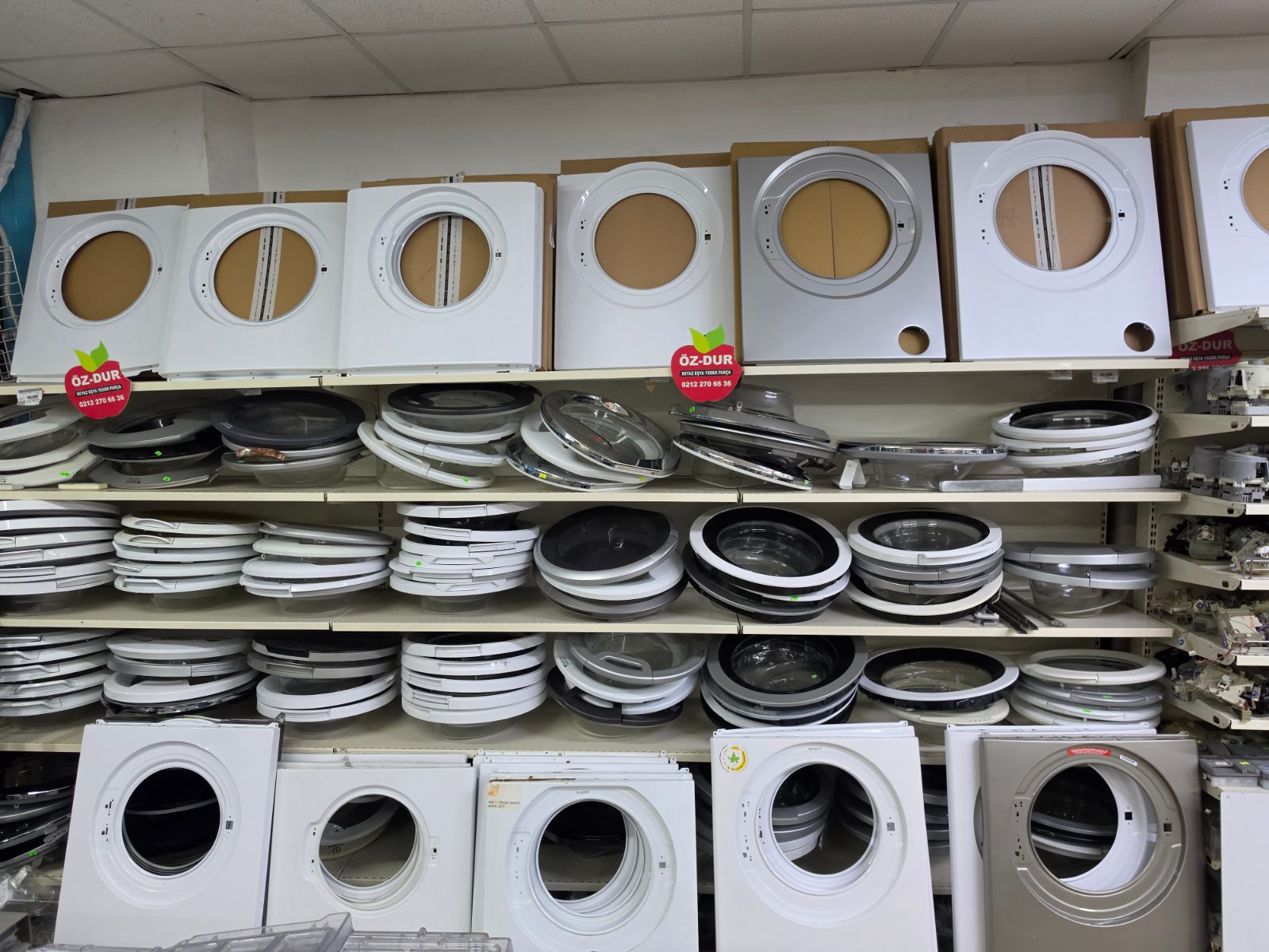 Hotpoint Ariston FMF 723 - 823 - 923 Uyumlu Orijinal Ön Kapak Camlı Krom — görsel 5