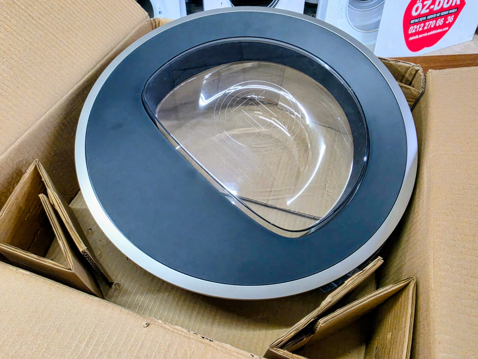 Bosch Siemens Kurutma Makinesi Ön Cam Kapak - Teşhir / Çıkma (11065323) — görsel 1