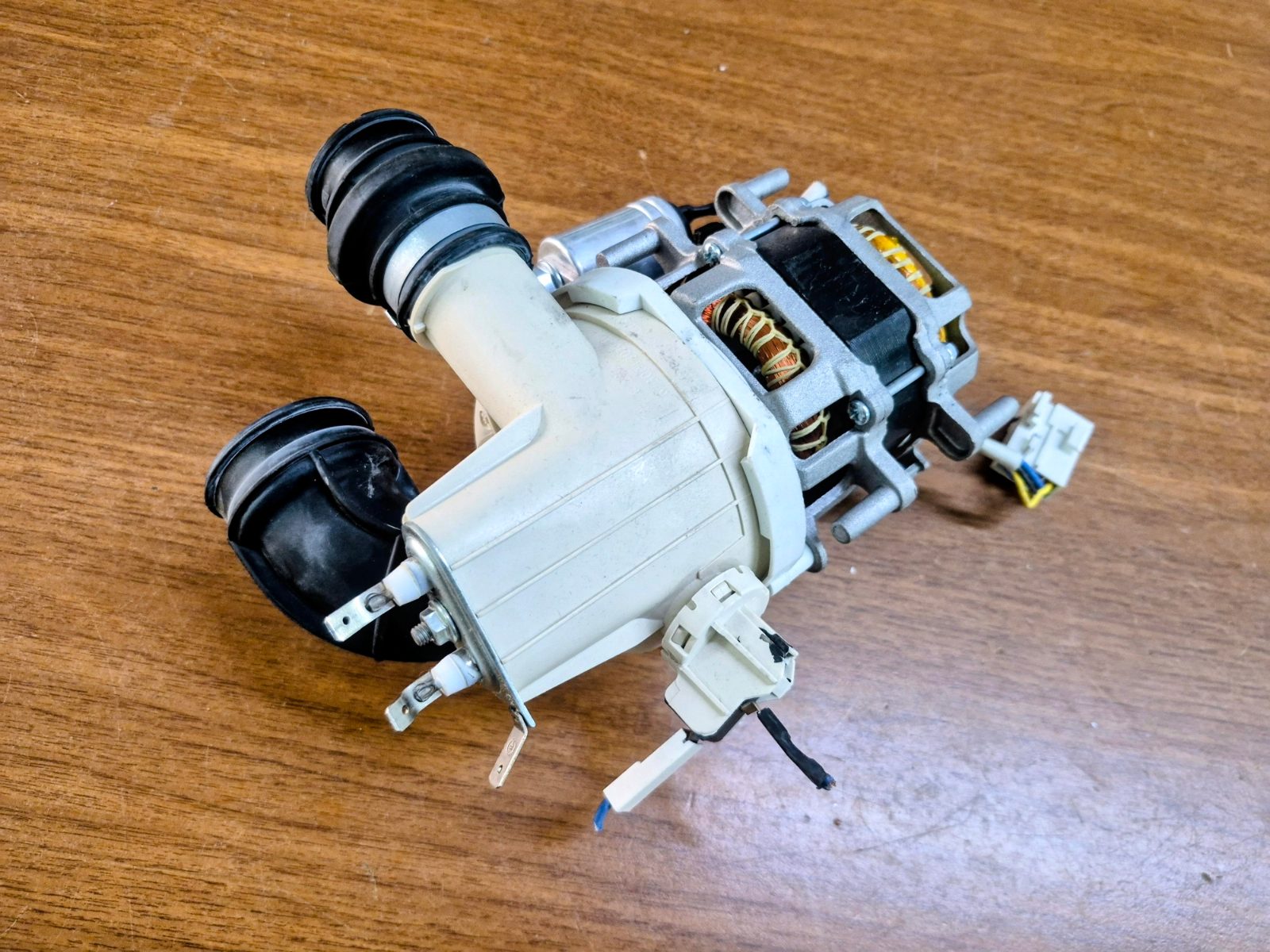 Franke FDWS 614 DA++XS Uyumlu Bulaşık Makinesi Yıkama Motoru ve Rezistans Grubu - Özdur Teknik — görsel 1