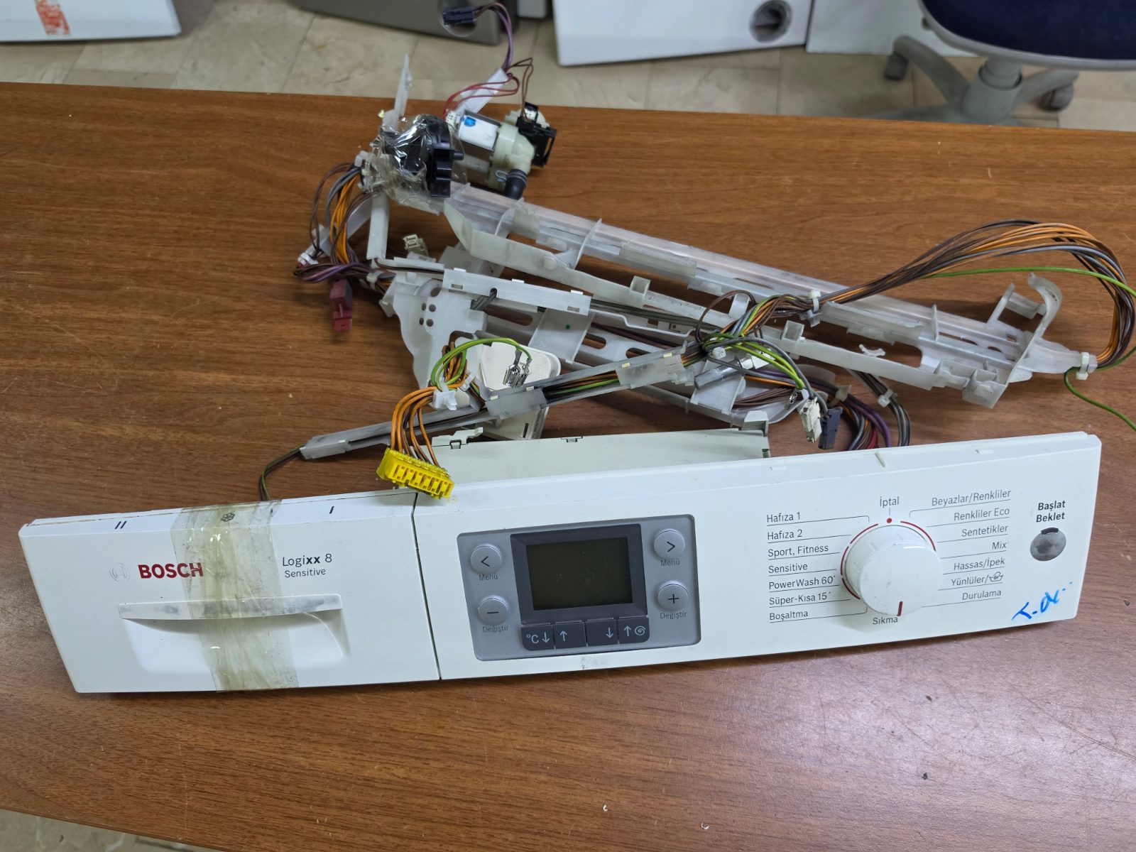 Bosch Logixx 8 Sensitive Çamaşır Makinesi Ön Panel, Ekran Kartı ve Kablo Tesisatı (Özdur Yedek Parça) — görsel 7