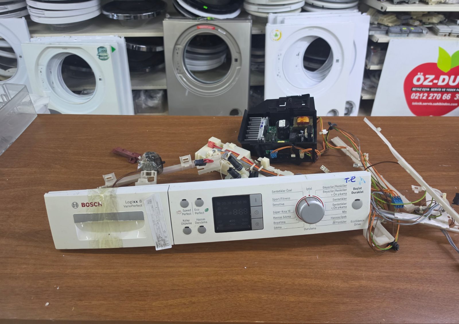 Bosch Logixx 8 Varioperfect Çamaşır Makinesi Elektronik Kart, Ön Panel ve Kablo Tesisatı Seti (Profilo CM102K0TR/09 - 1000 Devir / 8 kg) — görsel 2