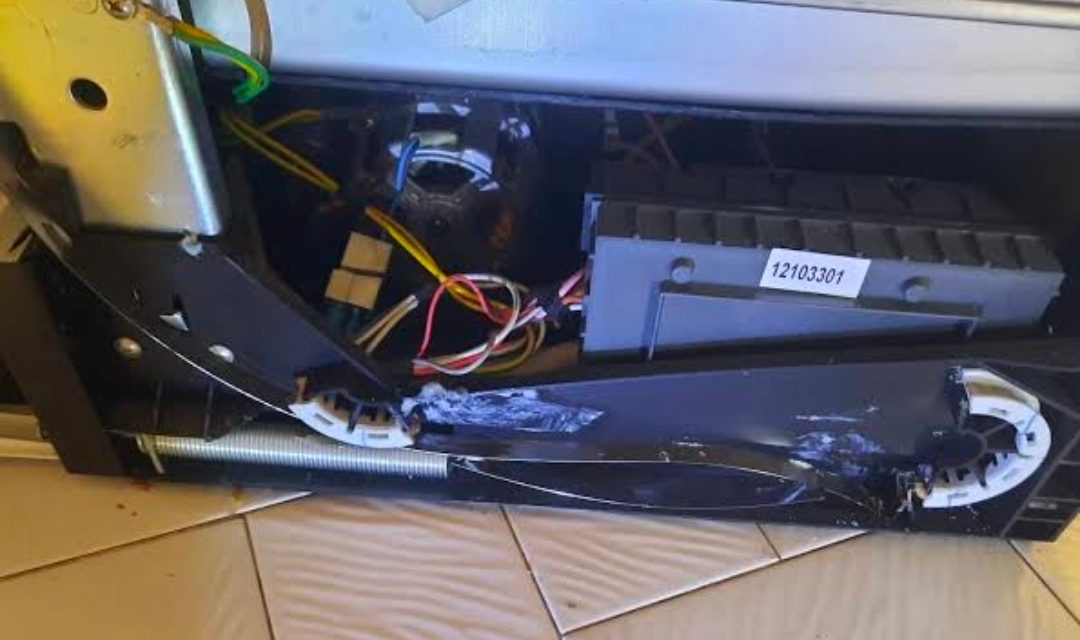 Samsung DW-FN310 DW-FN320 Bulaşık Makinesi Kapı Yay ve Çelik Halat Takımı (Set) — görsel 9