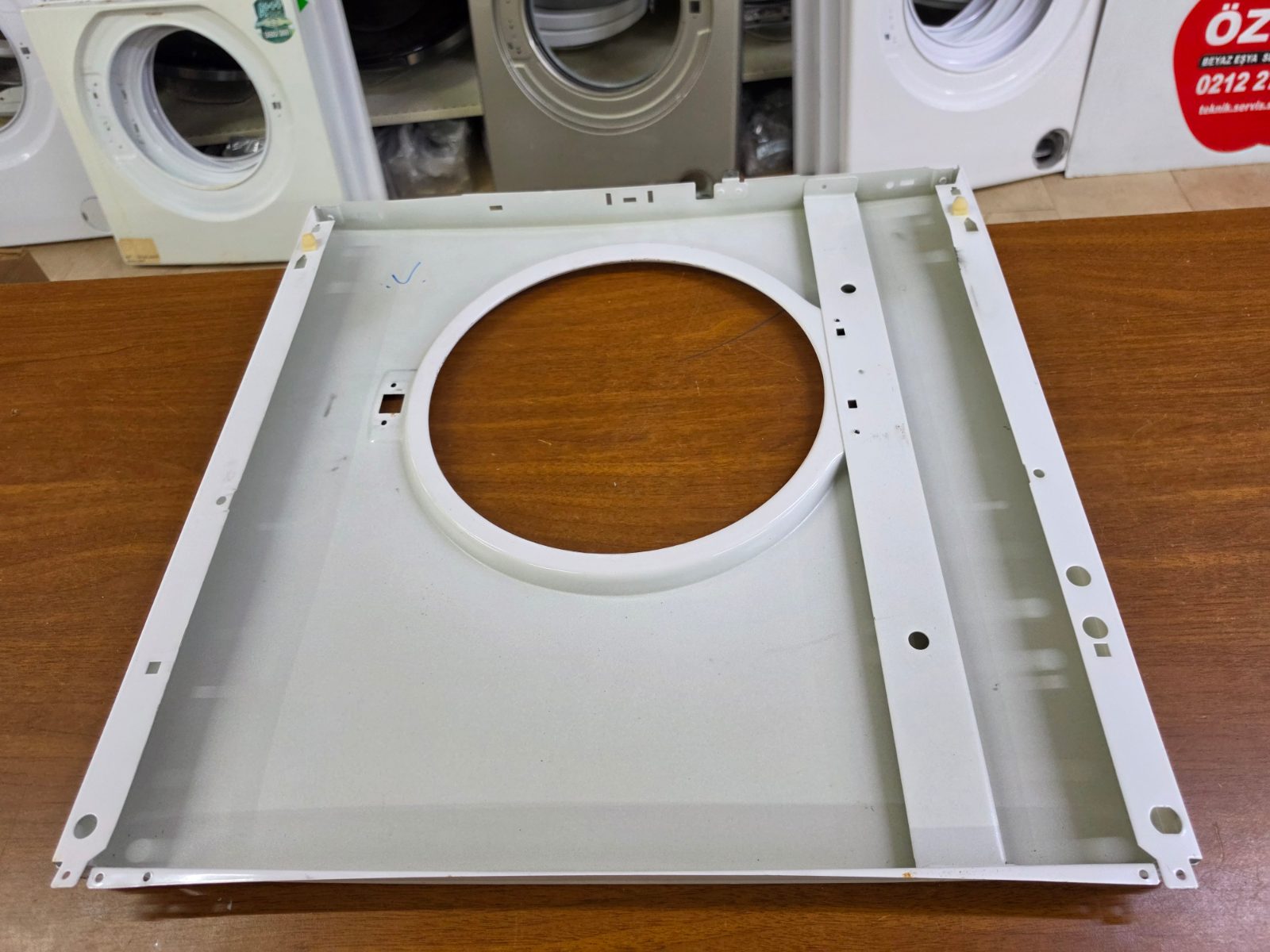 Bosch Çamaşır Makinesi Ön Saçı / Paneli (WAE16463TR - 7 kg) - Temiz 2. El — görsel 6