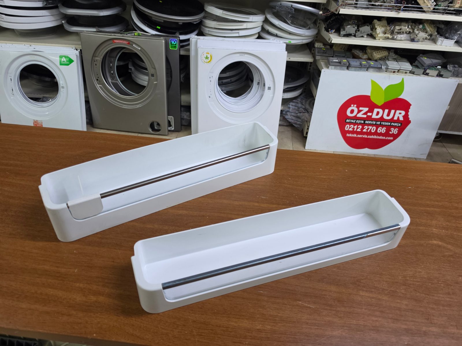 Bosch KSU49630NE Buzdolabı Kapı Rafı Şişelik Çıkma Orijinal — görsel 1
