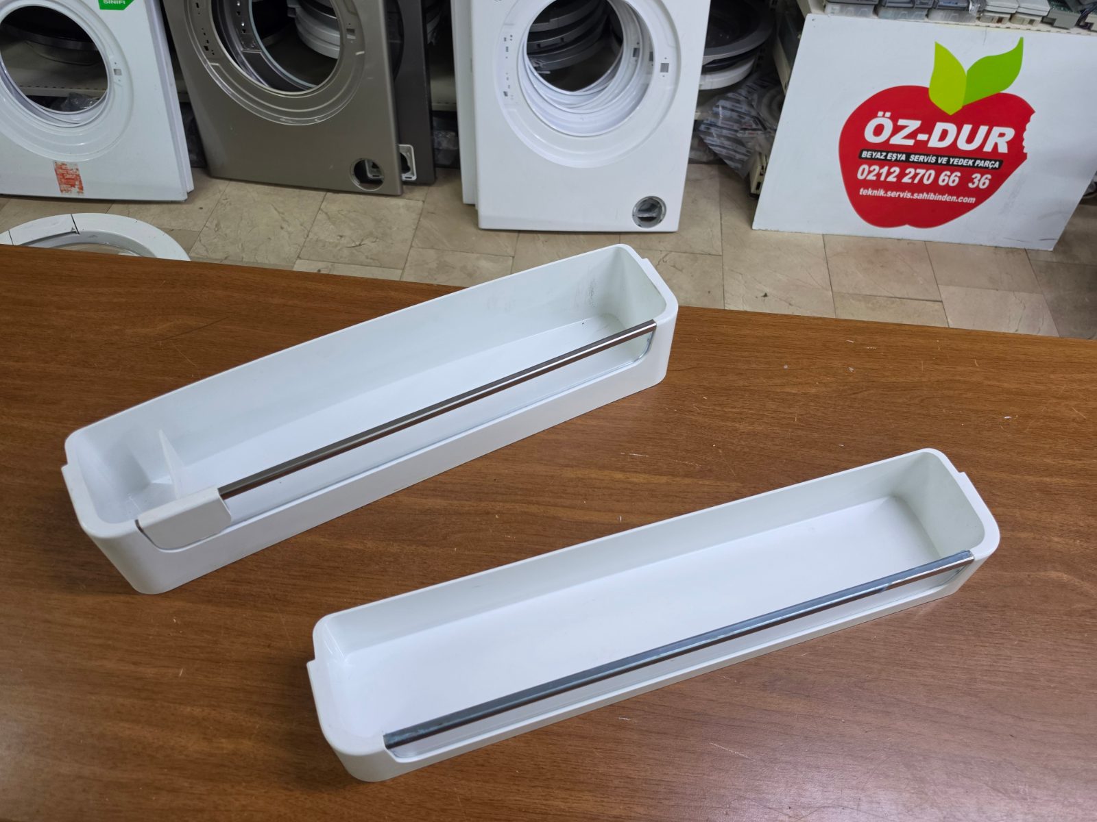 Bosch KSU49630NE Buzdolabı Kapı Rafı Şişelik Çıkma Orijinal — görsel 2