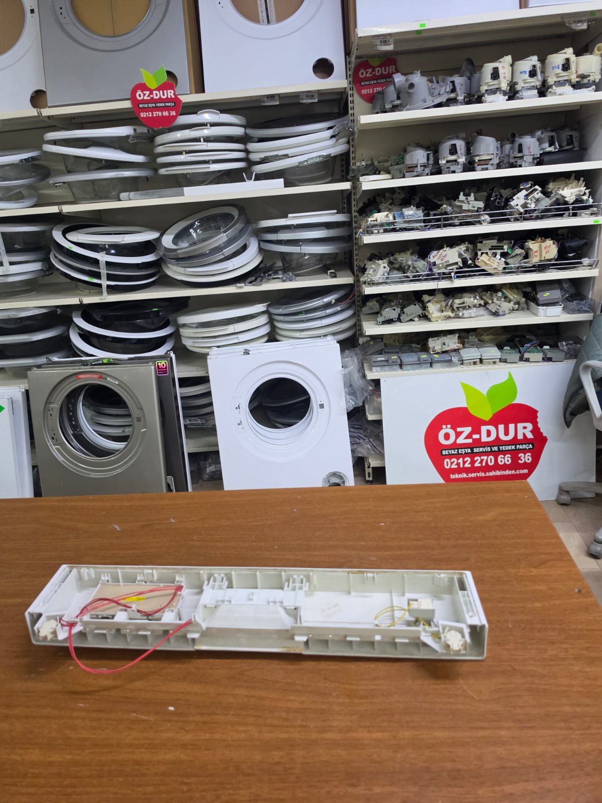 ​Siemens SN23E200TR Bulaşık Makinesi Ön Kumanda Paneli (Plastik Gövde ve Tuş Grubu) — görsel 9