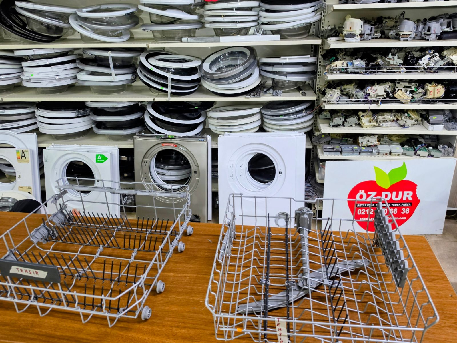 Siemens Bosch Profilo Uyumlu Bulaşık Makinesi Alt ve Üst Sepet Takımı (SE53E534ESiemens Bosch Profilo Uyumlu Bulaşık Makinesi Alt ve Üst Sepet Takımı (SE53E534EU Uyumlu)U Uyumlu) — görsel 3