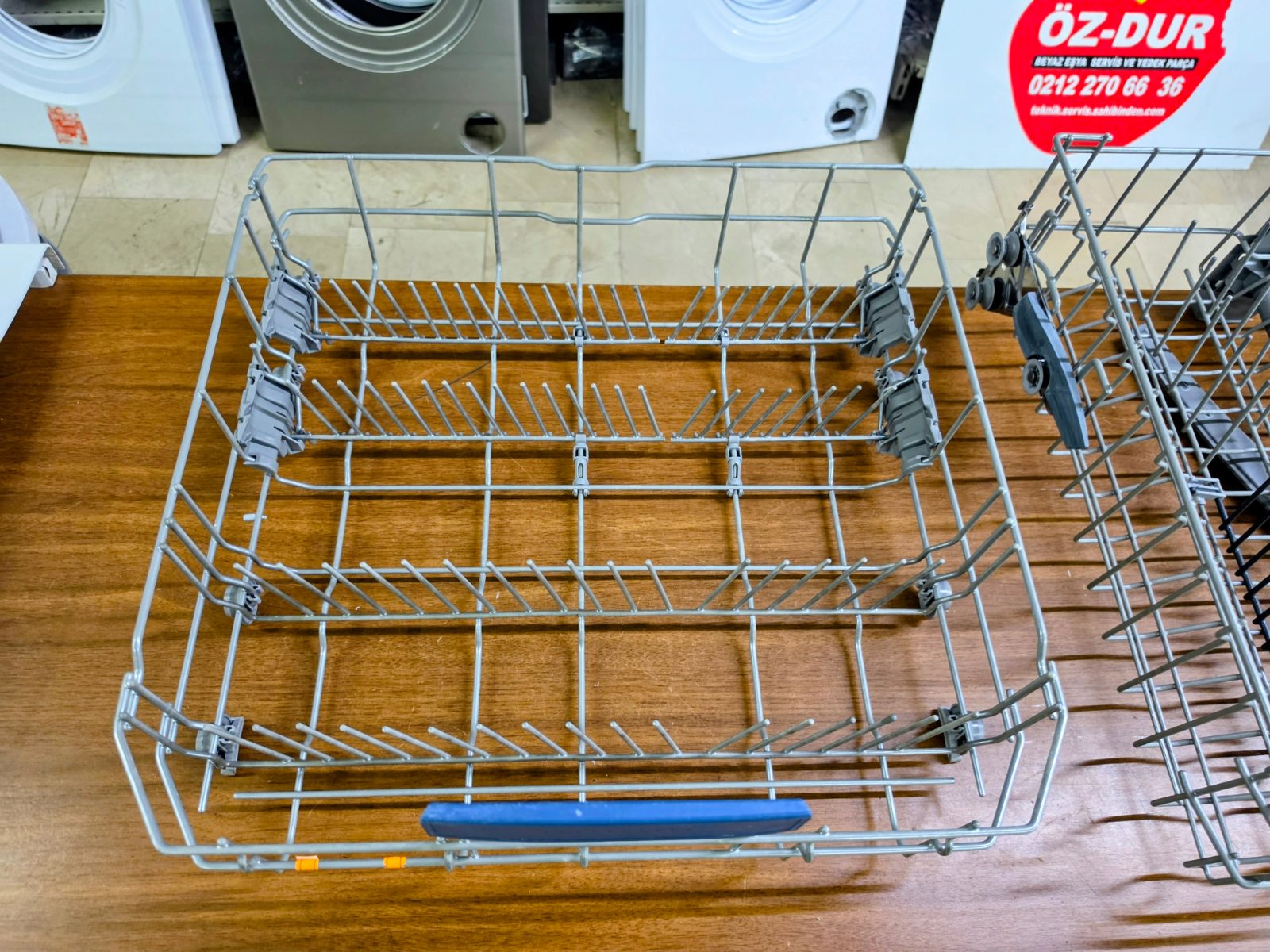 Bulaşık Makinesi Alt ve Üst Sepet Takımı (Orijinal 2. El Temiz / Çıkma) Bosch Siemens Profilo 2.el Çıkma Orijinal — görsel 2