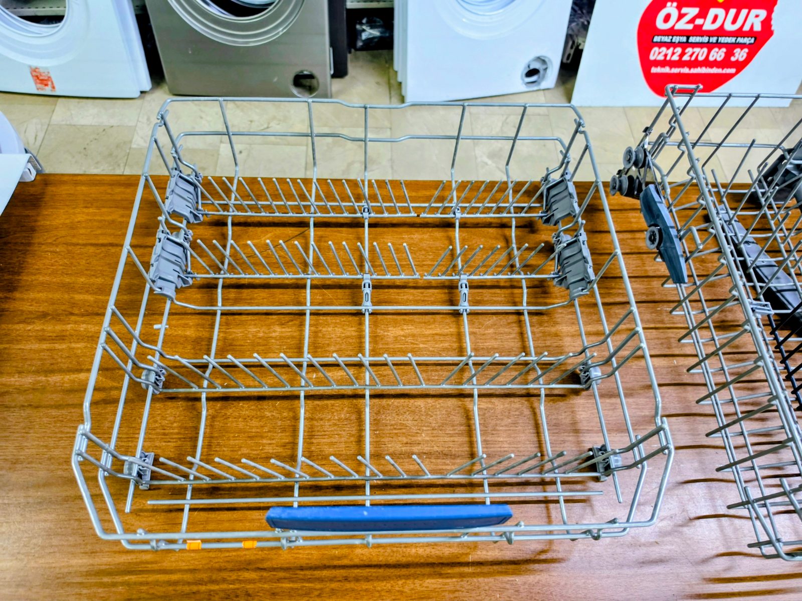 Bulaşık Makinesi Alt ve Üst Sepet Takımı (Orijinal 2. El Temiz / Çıkma) Bosch Siemens Profilo 2.el Çıkma Orijinal — görsel 7