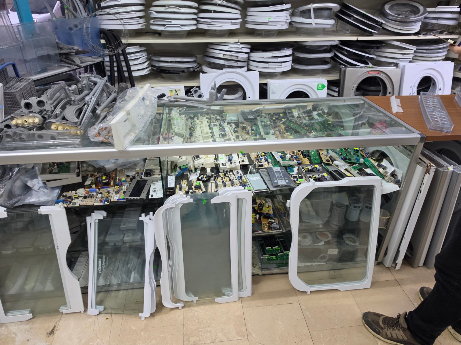 Bosch KSU49631NE Orijinal Buzdolabı Cam Rafı - Çıkma 2. El / Özdur Teknik Gültepe — görsel 16