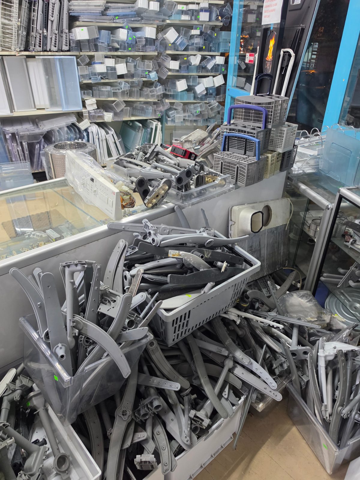 Samsung Bulaşık Makinesi Üst Pervane Fıskiye ve Borusu Seti (DW60M5040FW / DD82-01500A) - Temiz İkinci El / Çıkma — görsel 19