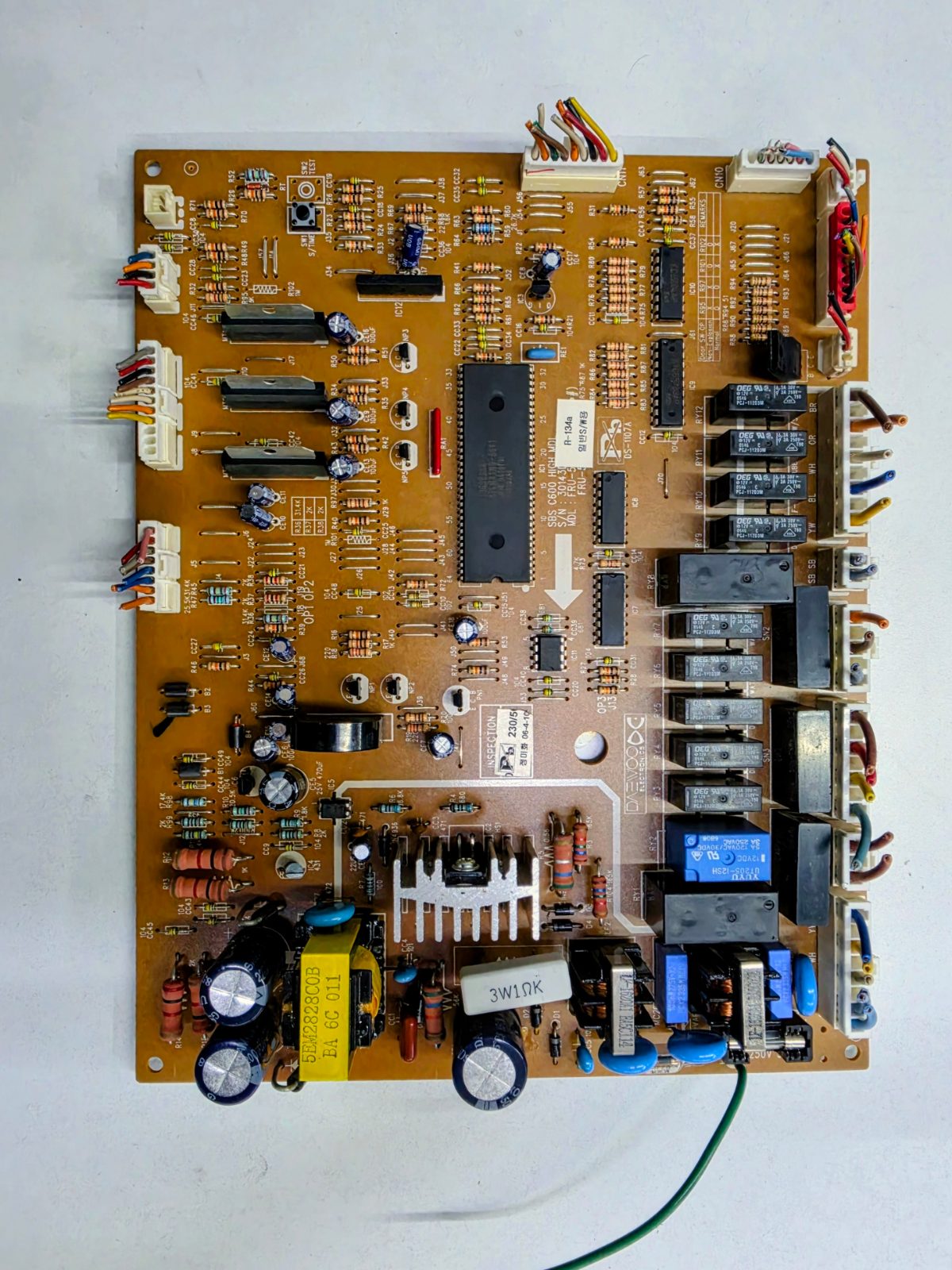 Siemens KA58NA70NE Gardırop Tipi Buzdolabı Çıkma Parça Seti (Anakart, Ekran, Fanlar) - Sadece Tamircilere — görsel 1
