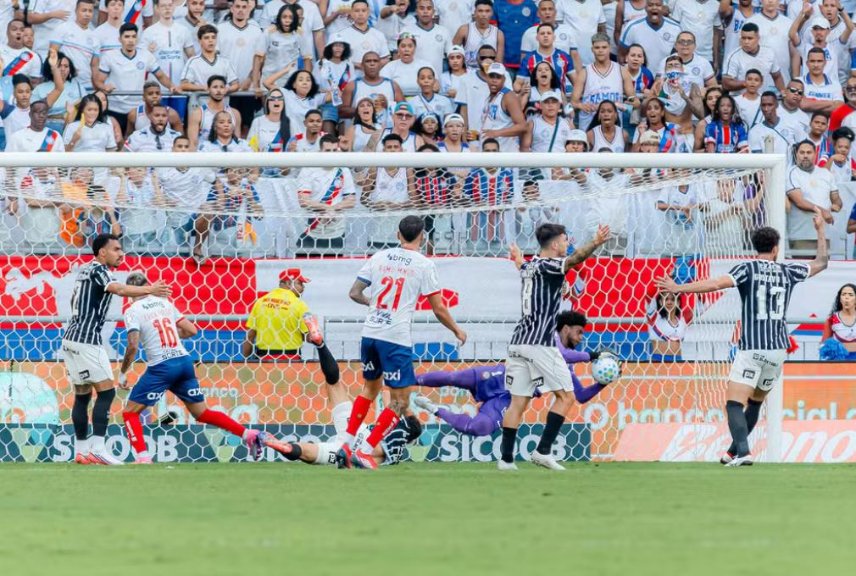 Bahia pressiona, tem três gols anulados e fica no empate com o Corinthians na estreia do impedimento semiautomático na Arena Fonte Nova
