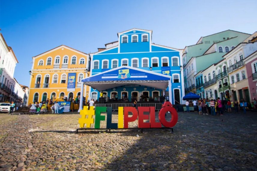 Flipelô 2026 abre programação com tributo à poeta Myriam Fraga