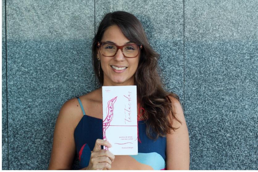 Renata Ettinger lança livro artesanal de poemas no Rio Vermelho