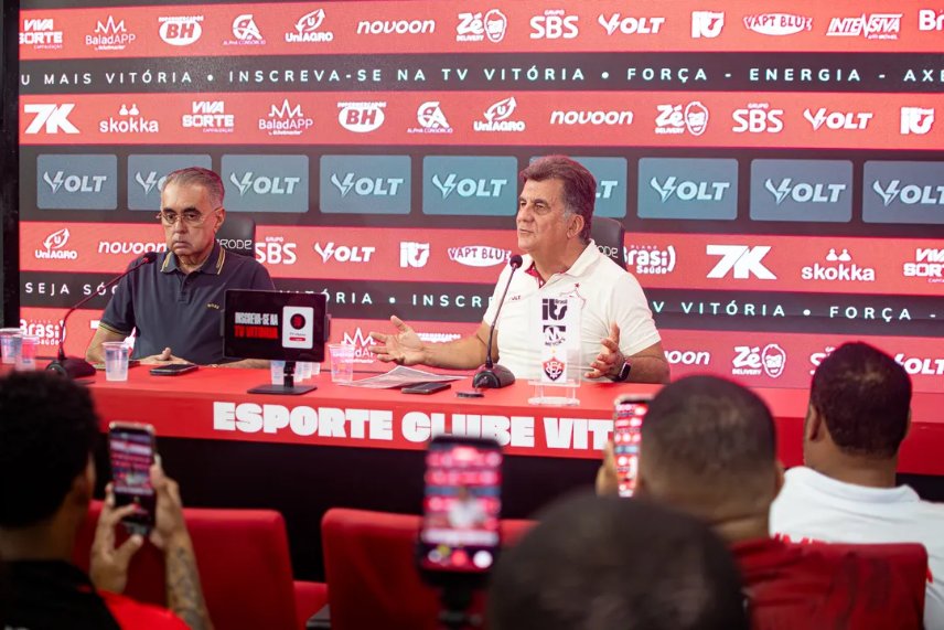 Vitória admite má fase, mas mantém Jair Ventura e foca reação no Brasileirão