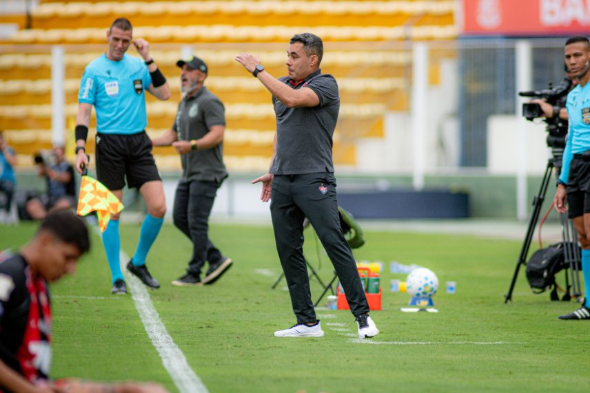 Vitória é covarde, recua demais e entrega empate inacreditável ao Mirassol