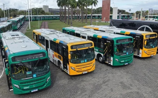 Salvador prepara retirada gradual do dinheiro nos ônibus