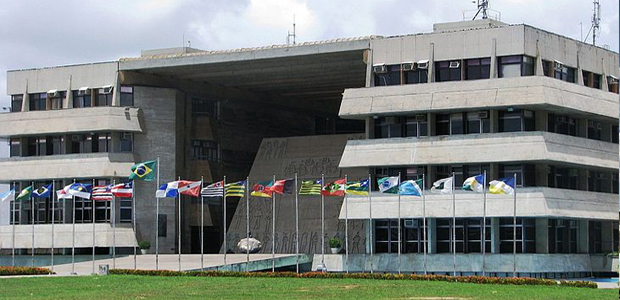 Alba terá 39 deputados reeleitos e PT mantém maior bancada