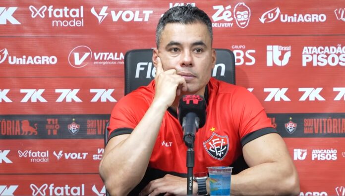 Vitória reage no fim, mas perde para o Atlético-MG e segue sem vencer fora de casa