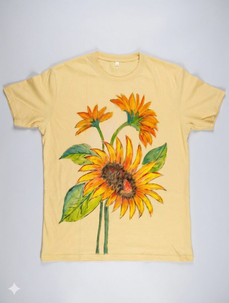 tshirt crew neck BEIGE L — Handpainted by Paherao