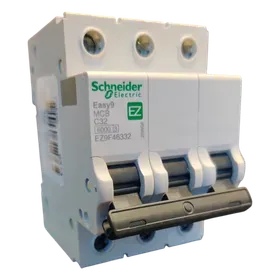 Image of product CIRCUIT BREAKER MCB 3 POL 32AMP EASY9 SCHNEIDER