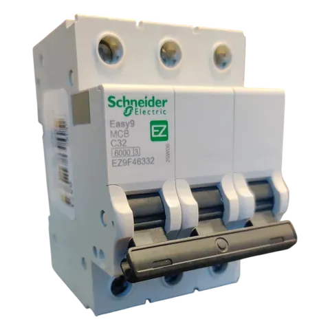 Image of product CIRCUIT BREAKER MCB 3 POL 32AMP EASY9 SCHNEIDER