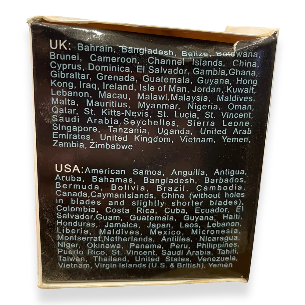 Image of product UNIVERSAL TRAVEL ADAPTER